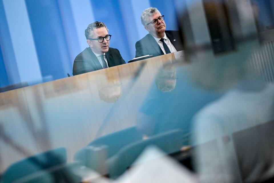 Ergebnisse zum Bundeshaushalt 2025 Ergebnisse zum Bundeshaushalt 2025