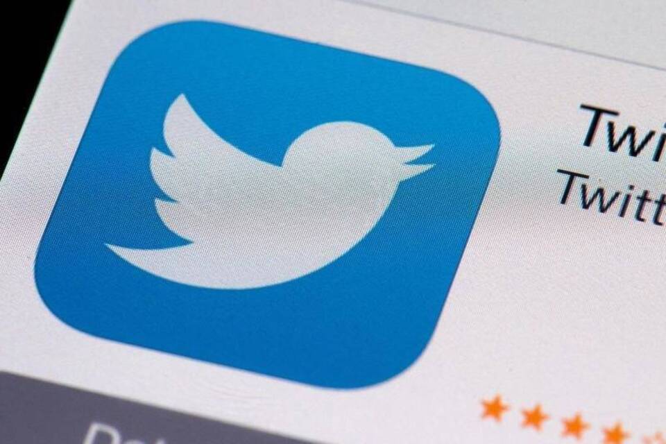 Twitter Twitter