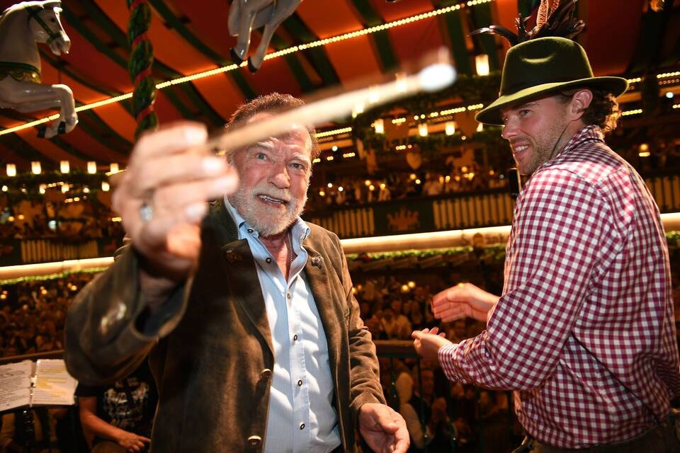 Schwarzenegger im Marstall-Festzelt