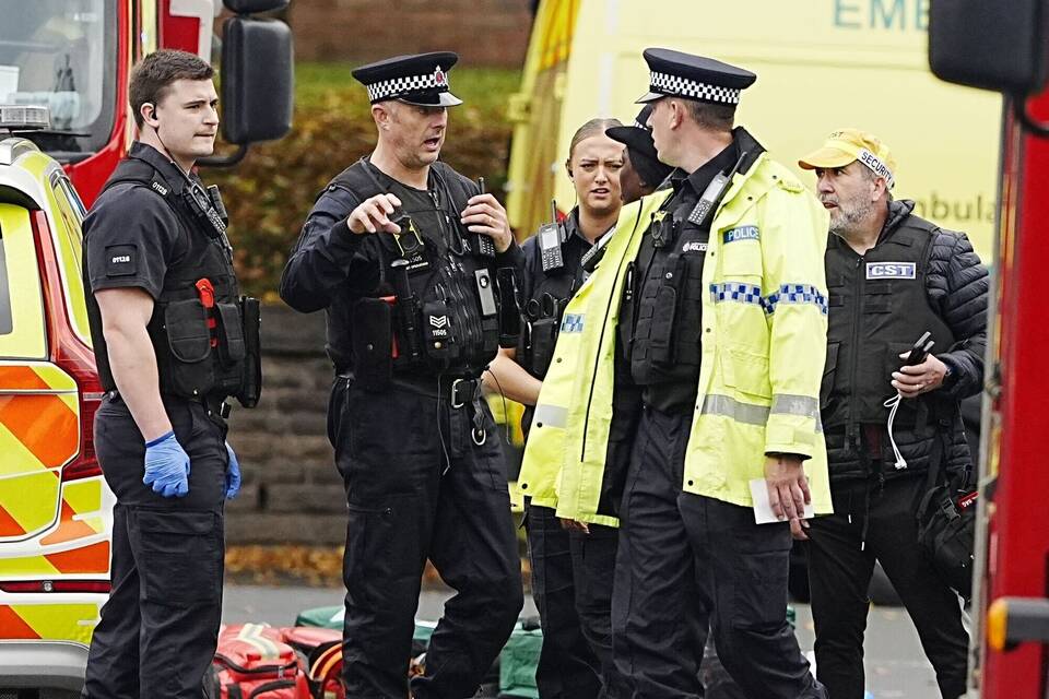 Mehrere Verletzte bei Angriff an Synagoge in Manchester
