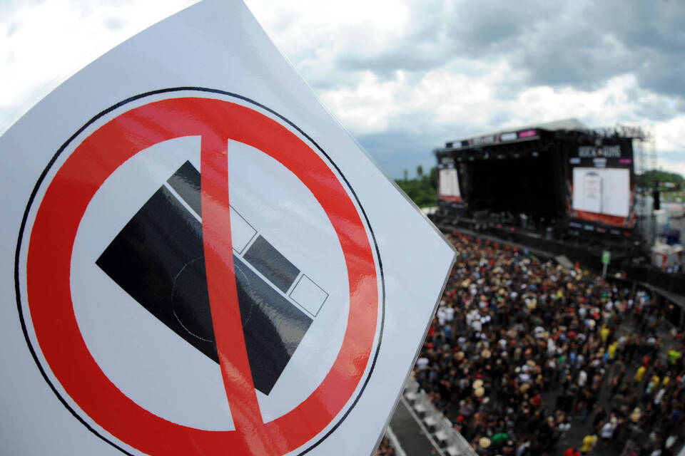Warum Justin Bieber und Co. auf der Bühne die Kamera scheuen Warum Justin Bieber und Co. auf der Bühne die Kamera scheuen