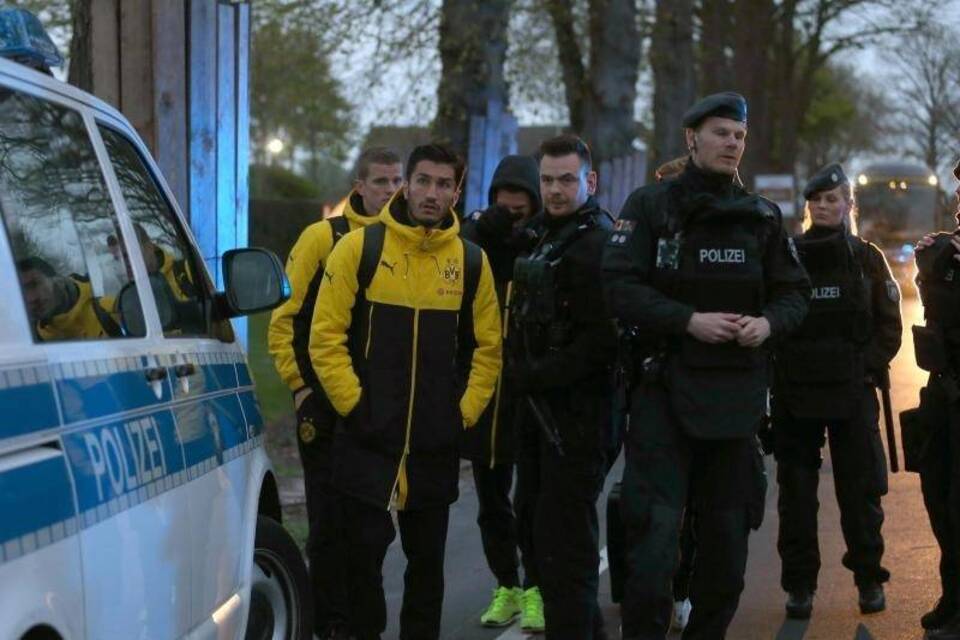 Spieler und Polizei