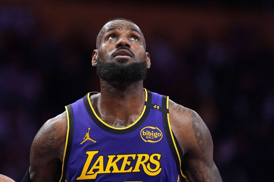 LeBron James LeBron James