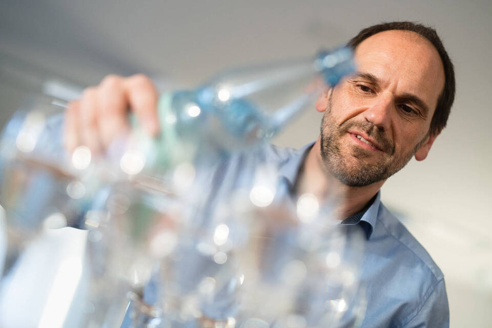 Warum Wasser unterschiedlich schmecken Warum Wasser unterschiedlich schmecken
