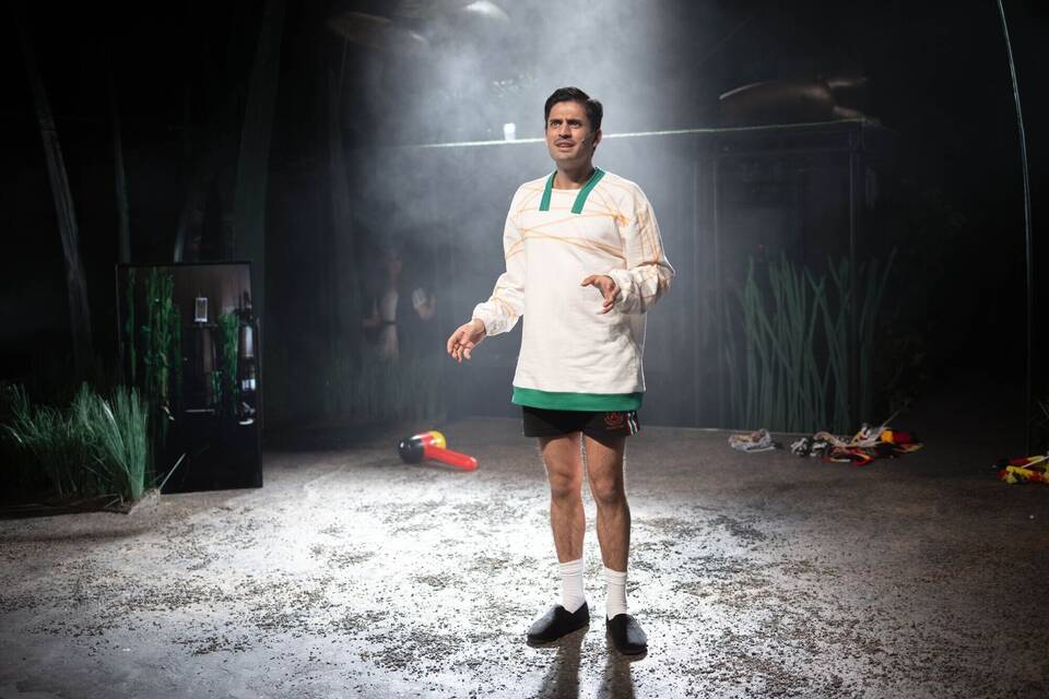 Theater Bremen - Der Zauberer von Öz – Eine Fußballtragödie"