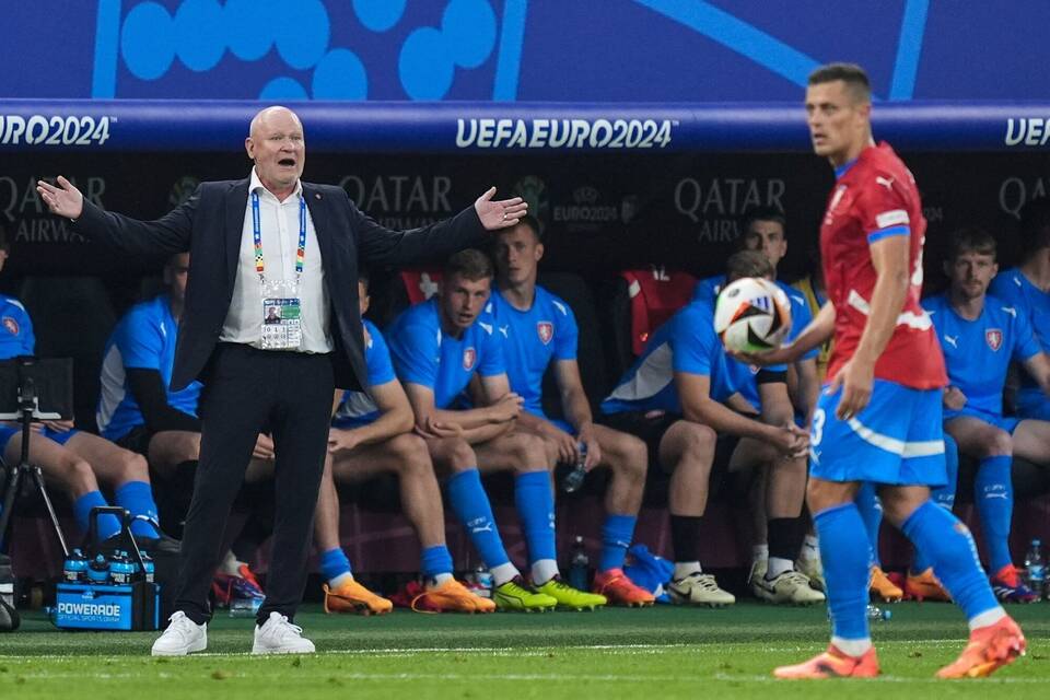 Trainer Ivan Hasek Trainer Ivan Hasek