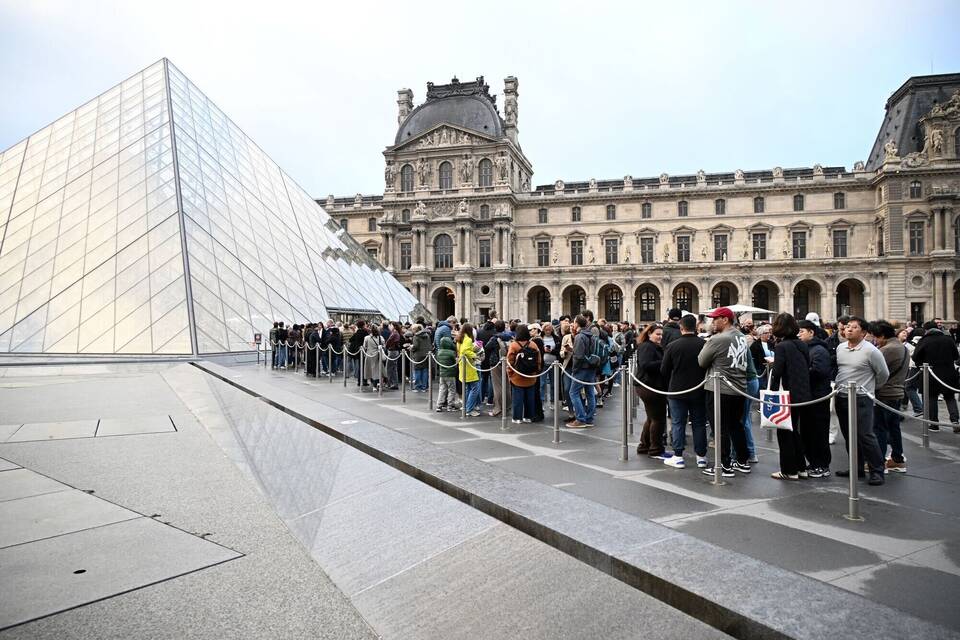 Nach Juwelendiebstahl im Louvre
