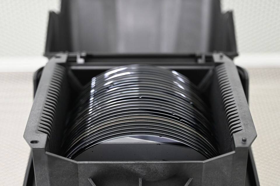 Scheiben aus Halbleiter-Material Scheiben aus Halbleiter-Material