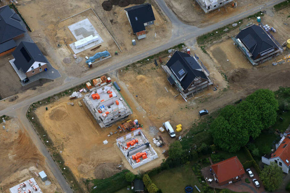 Kur für strapazierten Gartenboden nach dem Hausbau