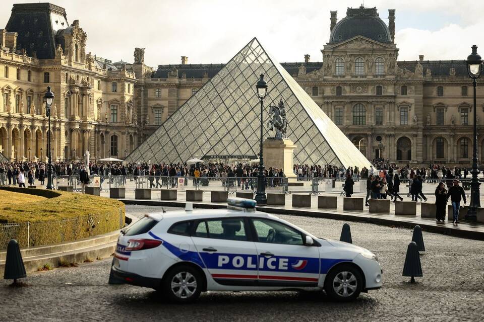 Der Louvre in Paris Der Louvre in Paris