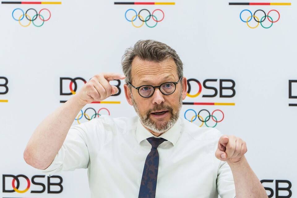 DOSB-Vorstand Otto Fricke im Pressegespräch