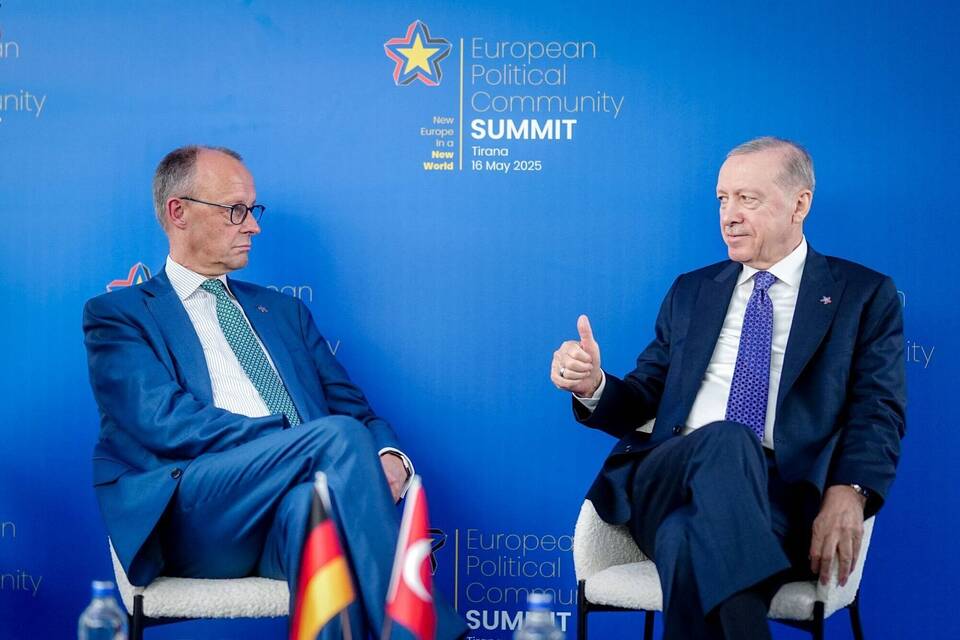 Gipfeltreffen der Europäischen Politischen Gemeinschaft Gipfeltreffen der Europäischen Politischen Gemeinschaft