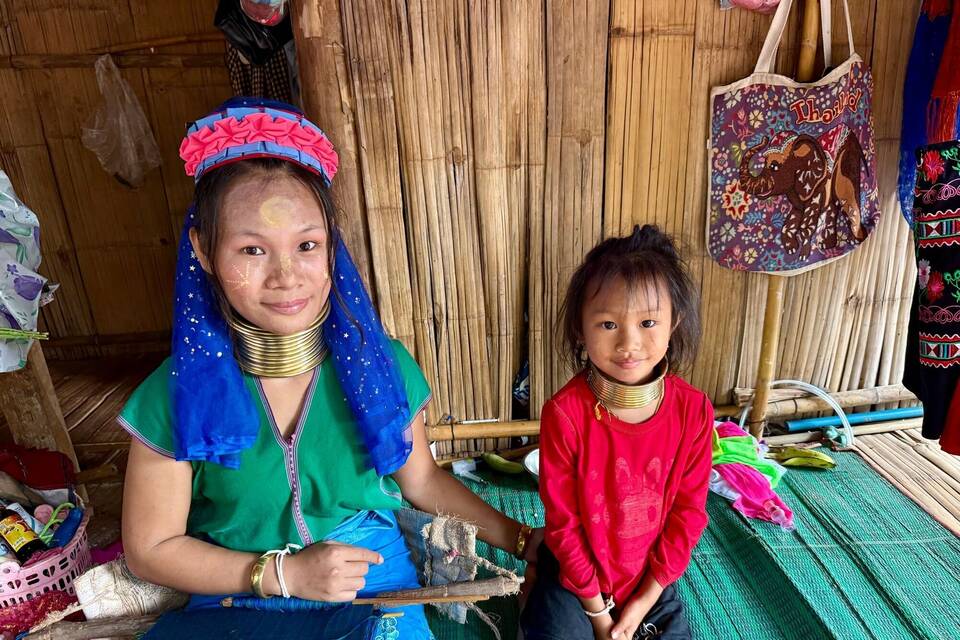 Langhalsfrauen - «Long Neck Karen» - im Norden Thailands