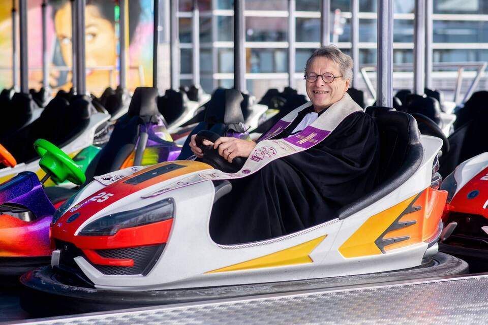 Gottesdienst auf dem Autoscooter