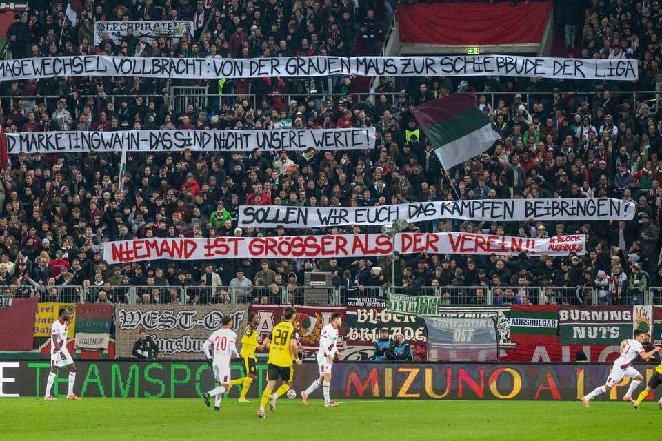 FC Augsburg - Borussia Dortmund FC Augsburg - Borussia Dortmund