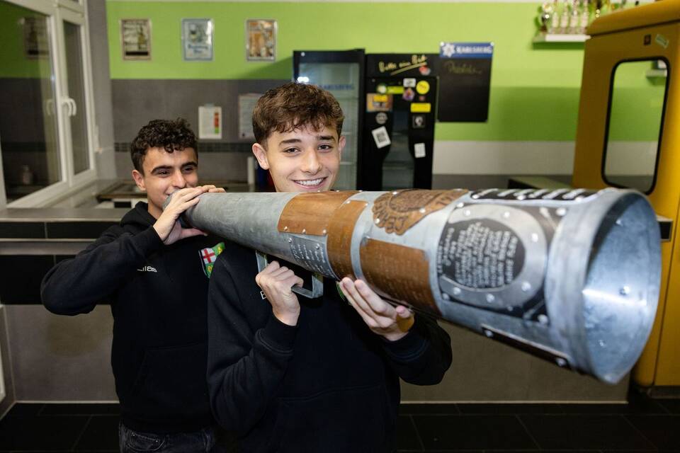 Liebesbrauch Lehnenausrufen Liebesbrauch Lehnenausrufen