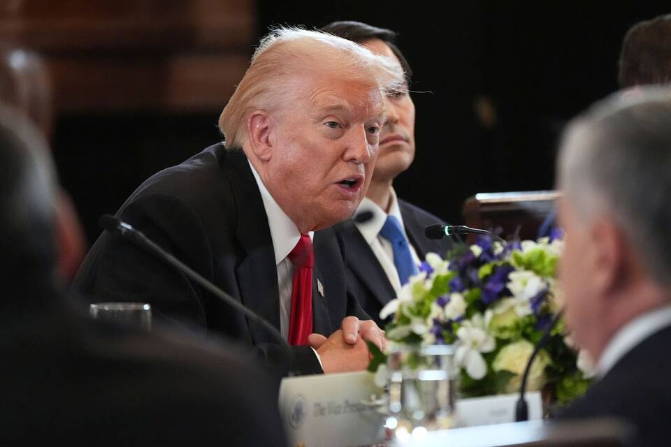 Trump trifft Politiker aus zentralasiatischen Ländern Trump trifft Politiker aus zentralasiatischen Ländern