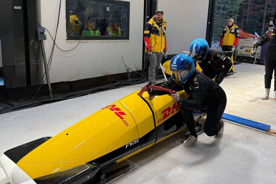 Deutsches Bob-Team testet Olympia-Strecke in Cortina d'Ampezzo