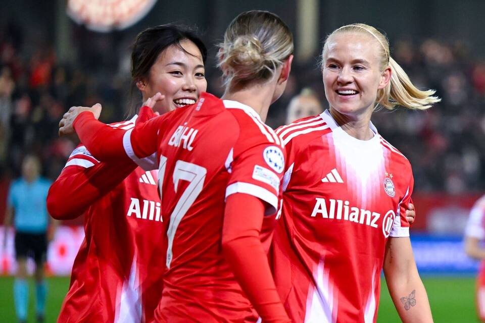 FC Bayern siegt gegen Union-Frauen FC Bayern siegt gegen Union-Frauen