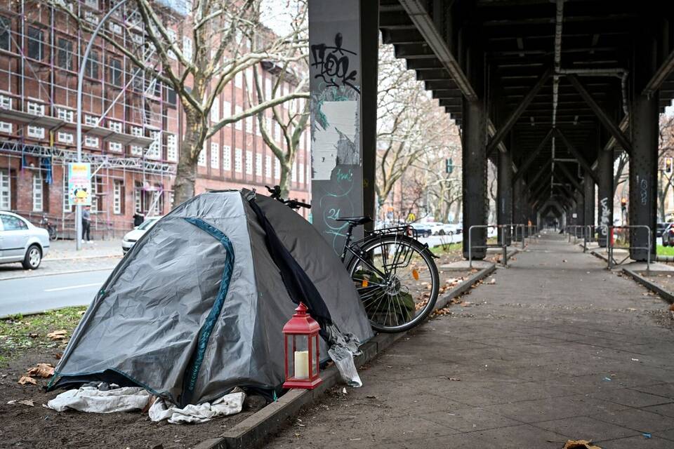 Hochrechnung: Über eine Million Menschen sind wohnungslos Hochrechnung: Über eine Million Menschen sind wohnungslos