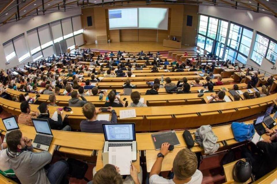 Technische Universität Technische Universität
