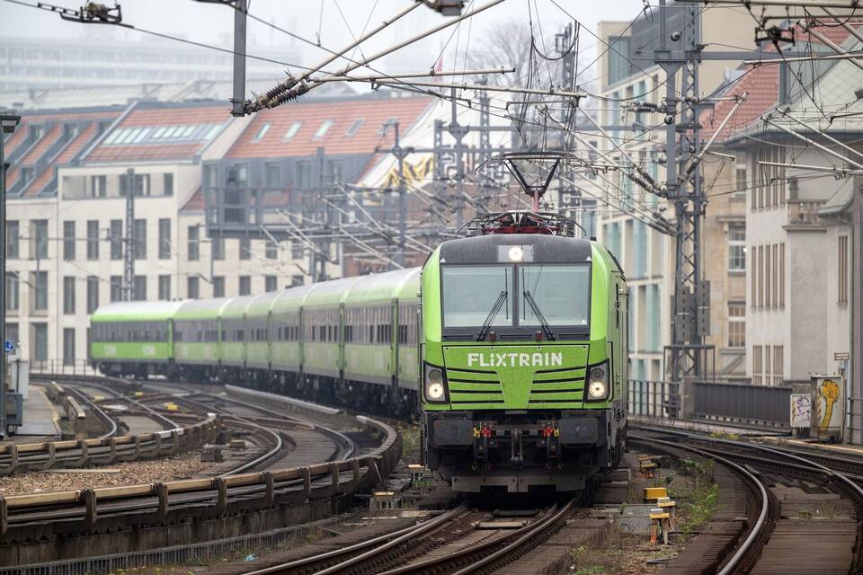 Stadtansicht Berlin - Bahnhof Friedrichstraße Stadtansicht Berlin - Bahnhof Friedrichstraße