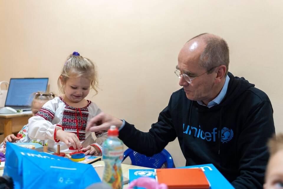 Unicef-Geschäftsführer Schneider in der Ostukraine