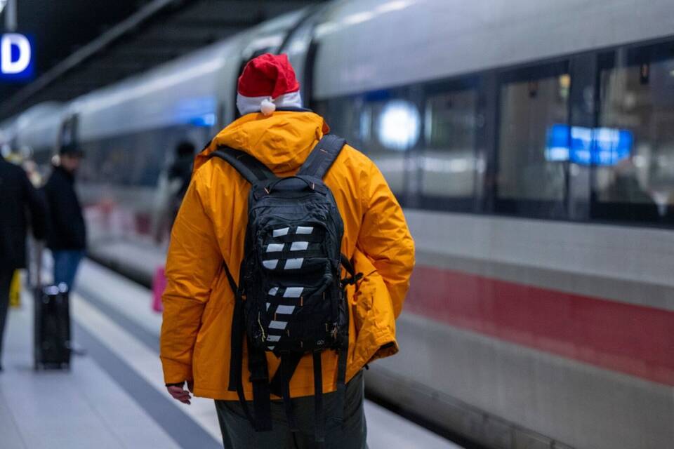 Reiseverkehr vor Weihnachten - Berlin