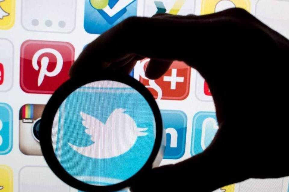 Twitter Twitter