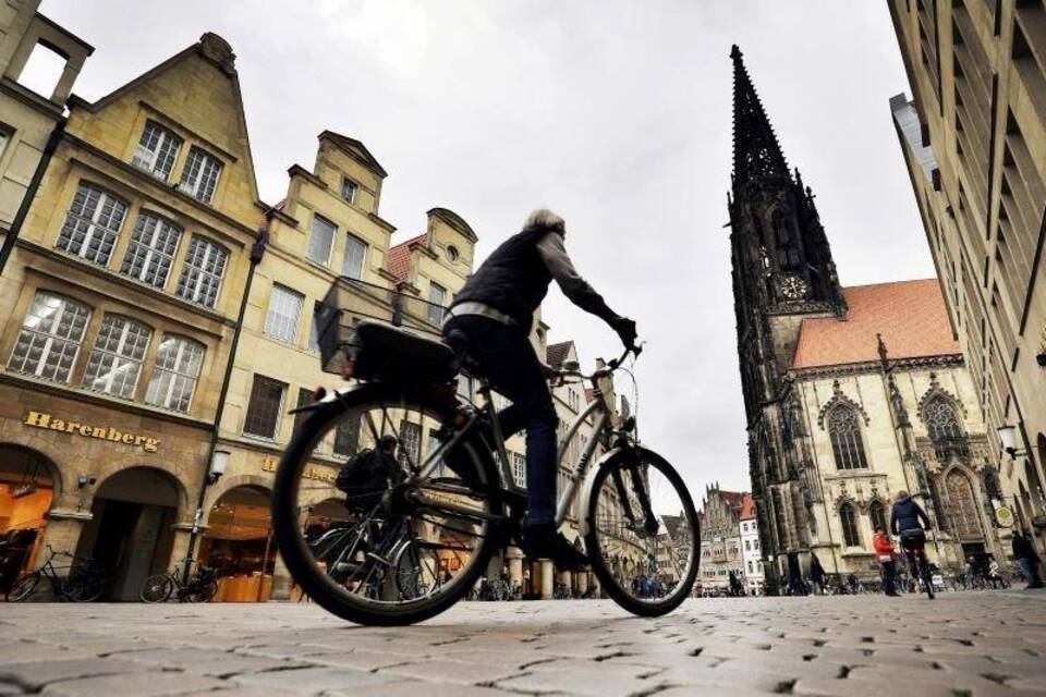Radfahrer auf dem Prinzipalmarkt Münster Radfahrer auf dem Prinzipalmarkt Münster