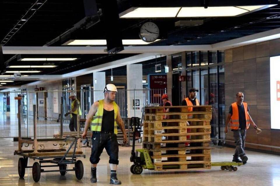 Hauptstadtflughafen BER Hauptstadtflughafen BER