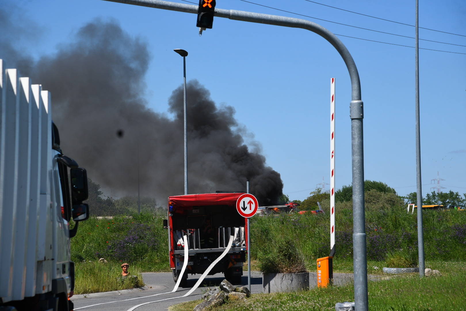 Feuer Bei Avr In Wiesloch Sonneneinstrahlung Setzte Elektroschrott In Brand 2 Update Wiesloch Rnz
