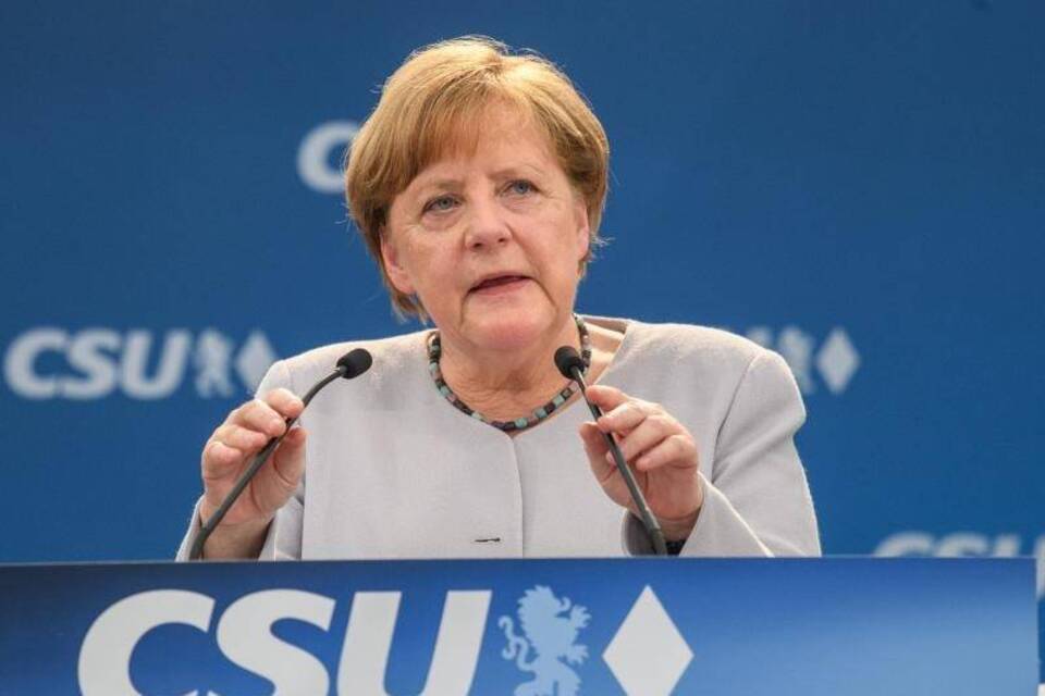Bierzeltauftritt von Merkel