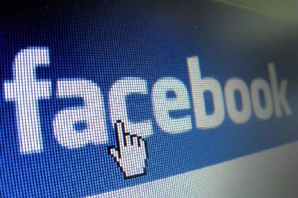 Facebook Facebook