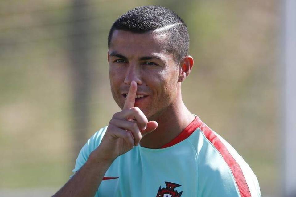 Cristiano Ronaldo Cristiano Ronaldo