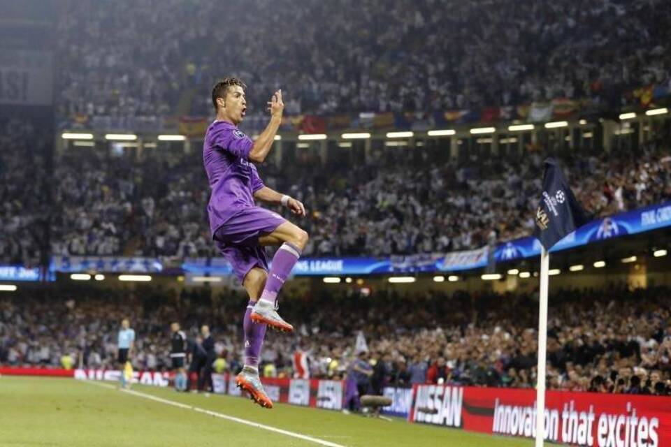 Cristiano Ronaldo Cristiano Ronaldo