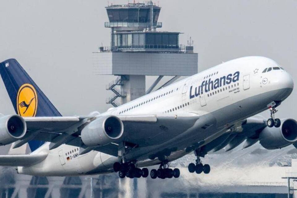 Lufthansa Airbus A380