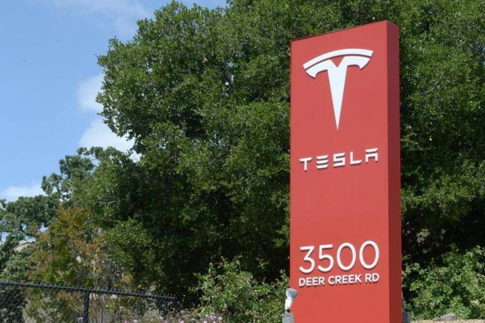 Tesla-Firmenzentrale Tesla-Firmenzentrale