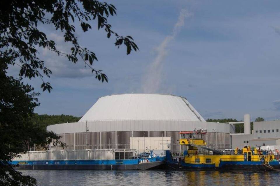 Atommüll-Transport in Neckarwestheim angekommen