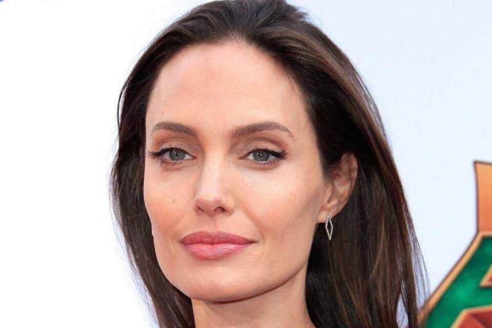 Angelina Jolie