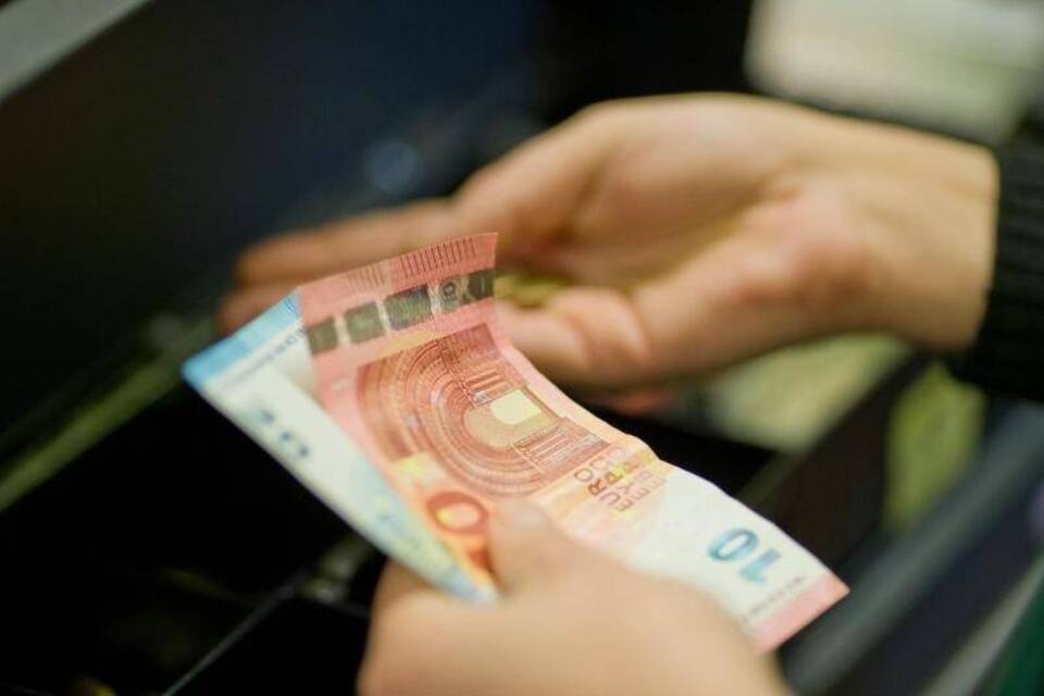 Bargeld in der Hand Bargeld in der Hand