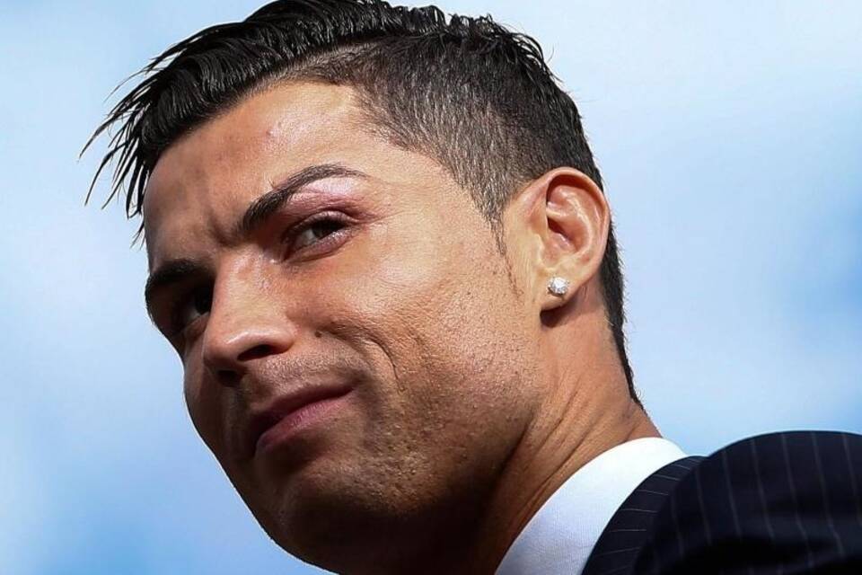 Cristiano Ronaldo Cristiano Ronaldo