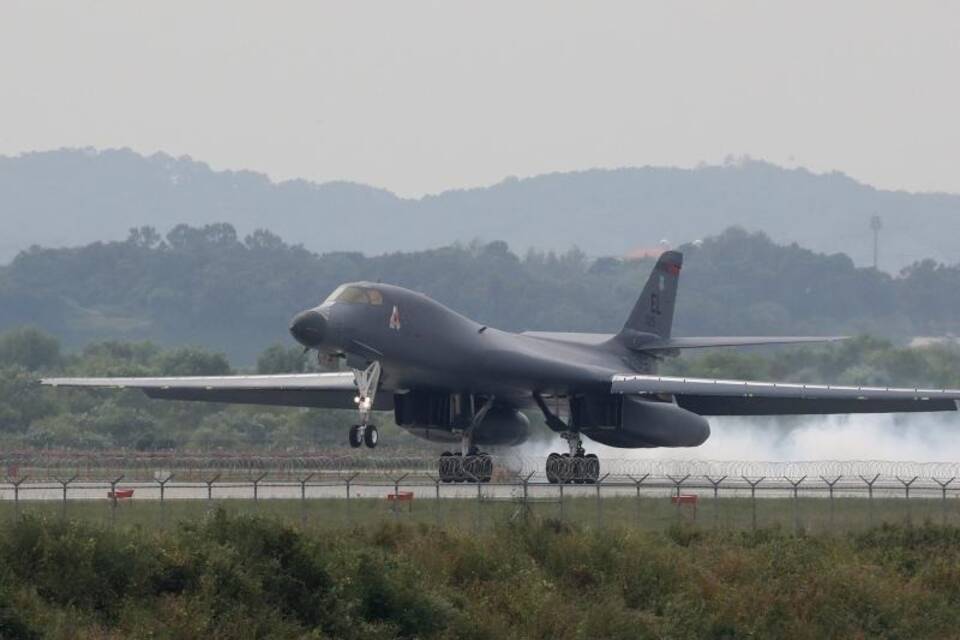 B-1B Lancer B-1B Lancer