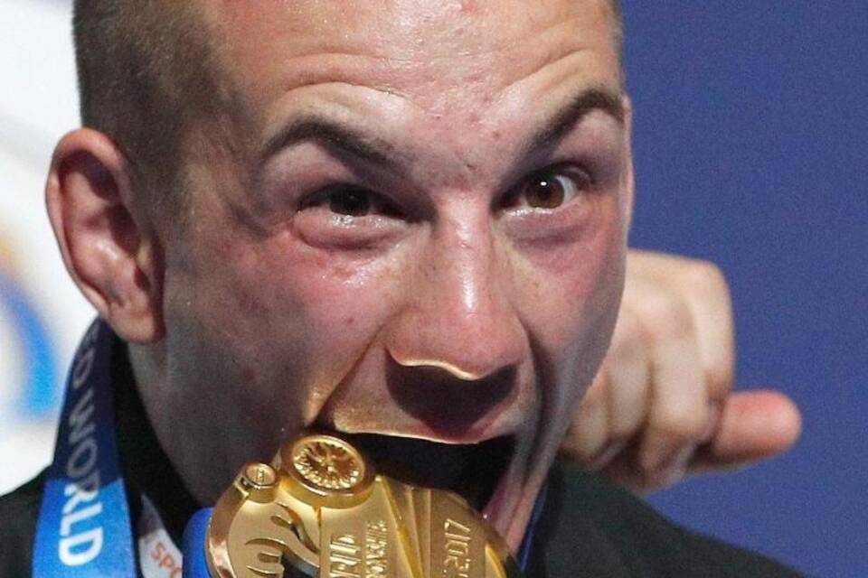 Frank Stäbler mit Gold im Mund Frank Stäbler mit Gold im Mund