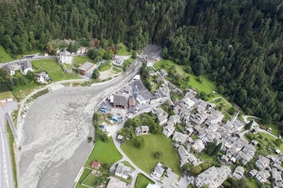 Bergsturz im Schweizer Kanton Graubünden Bergsturz im Schweizer Kanton Graubünden