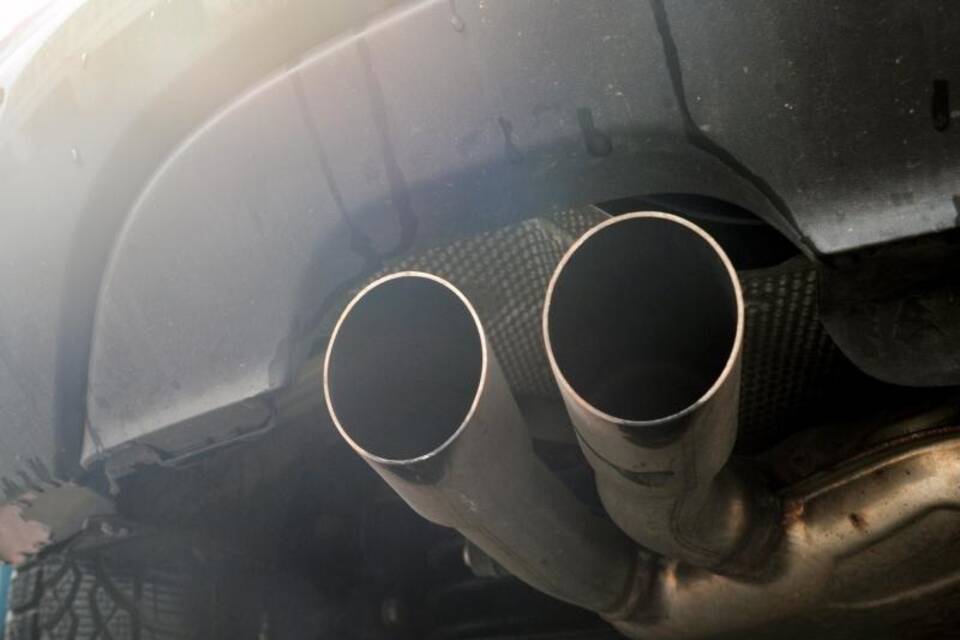 Autoauspuff Autoauspuff