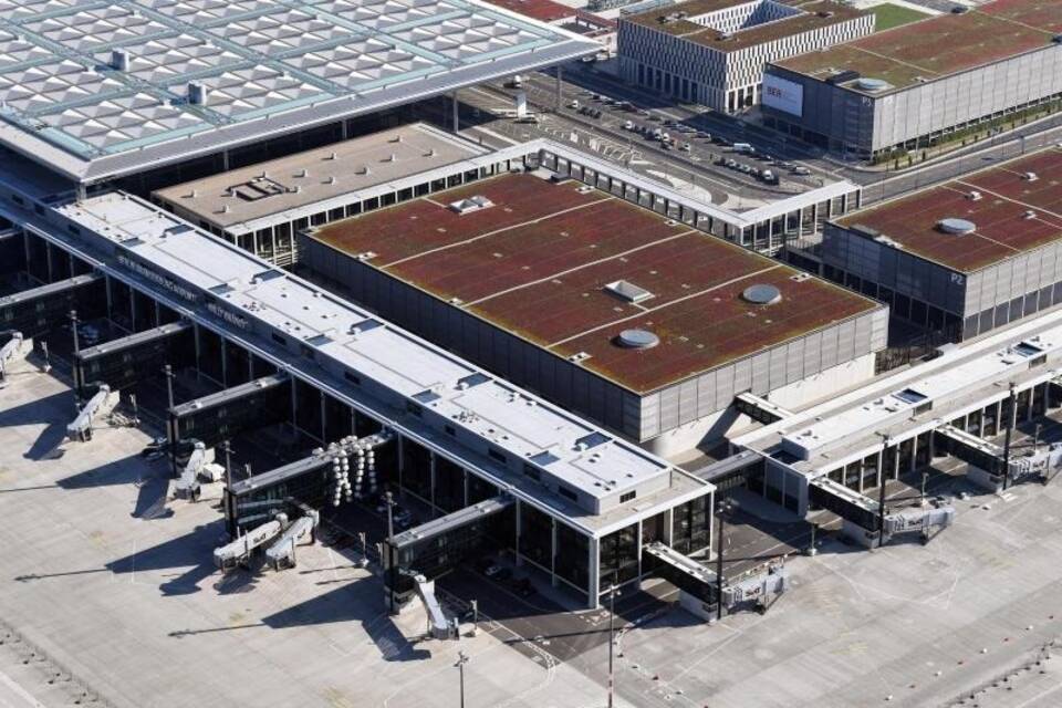 Hauptstadtflughafen BER Hauptstadtflughafen BER