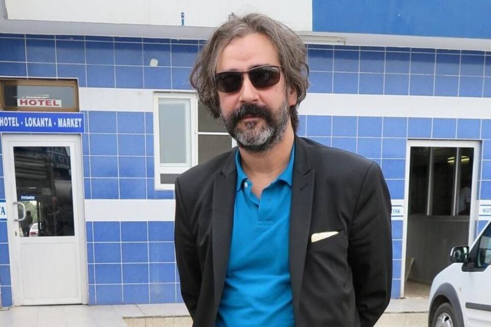 Deniz Yücel Deniz Yücel