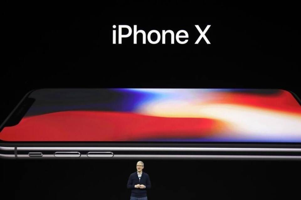 Cook präsentiert iPhone X