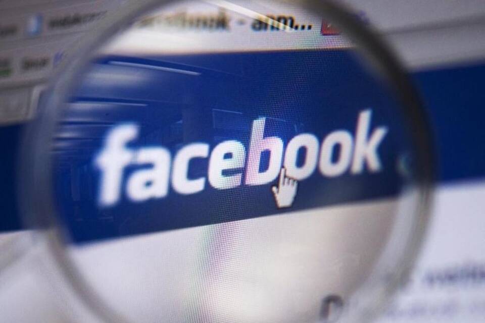 Facebook Facebook